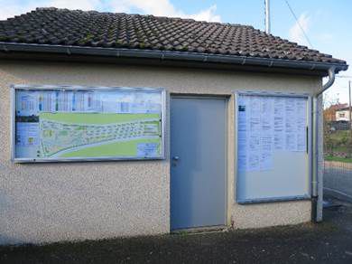 •	Un panneau d’affichage 